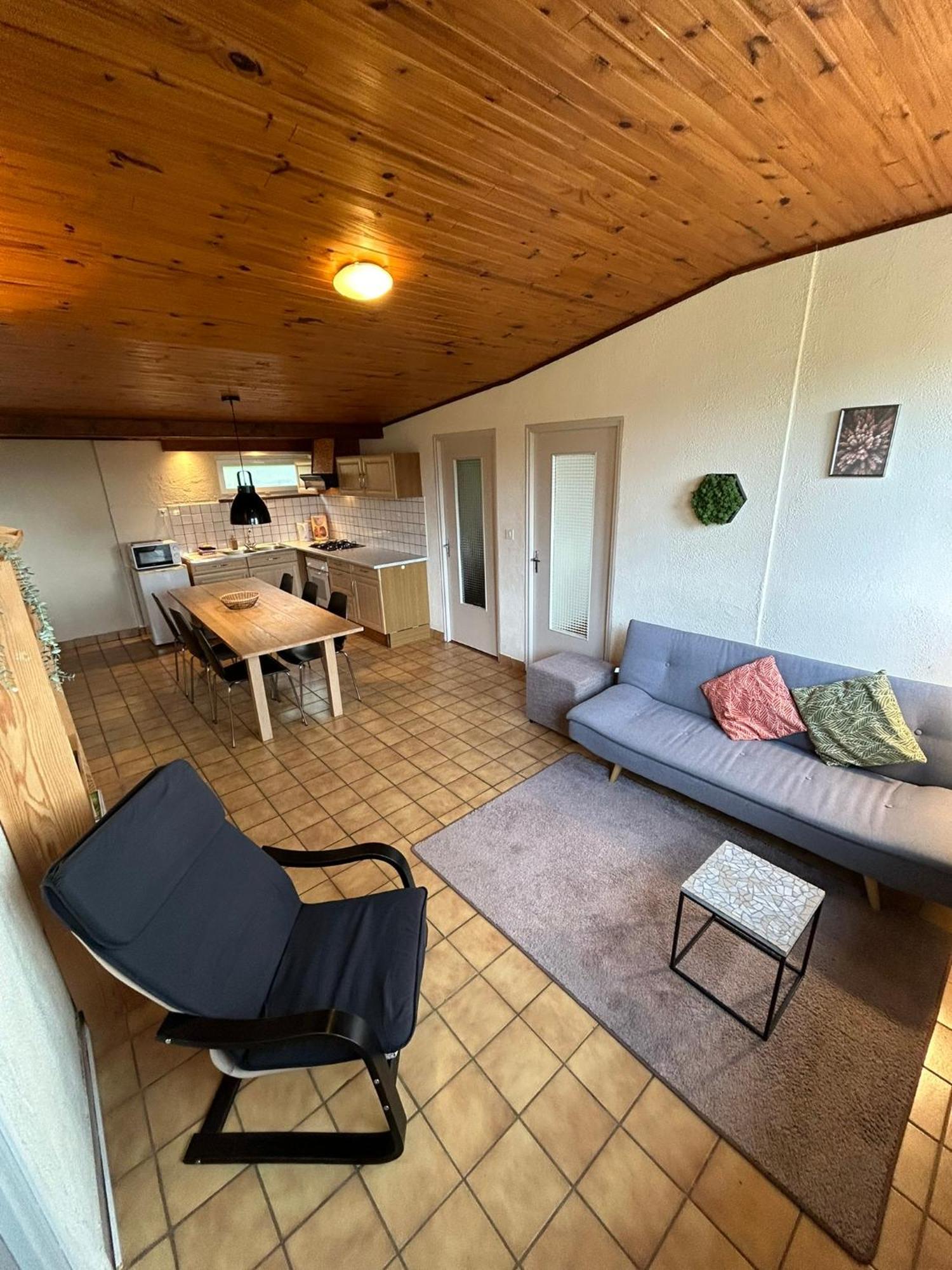 Camping Du Chateau Granges-sur-Vologne Eksteriør bilde